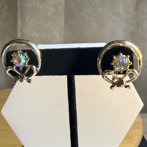 Vintage Screw Back Earrings Rhinestone Bow To Look Like Leaves of Flower